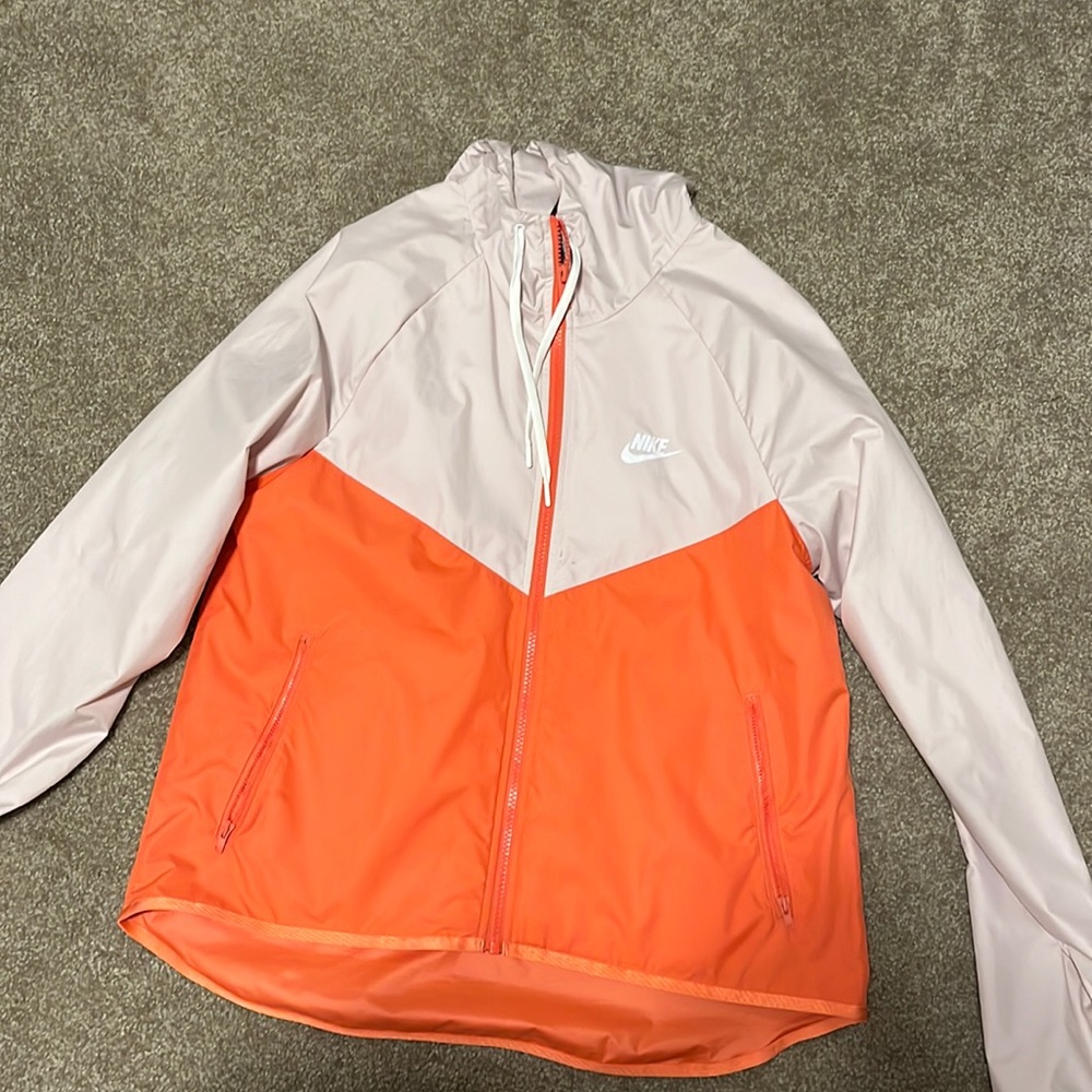 NIKE wind breaker jacket